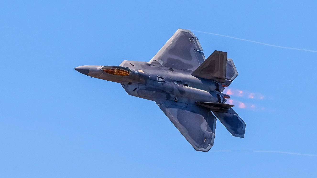 Tempel opdragelse Reaktor Find Out the F-22 Raptor Top Speed and Other Fun Raptor Specs