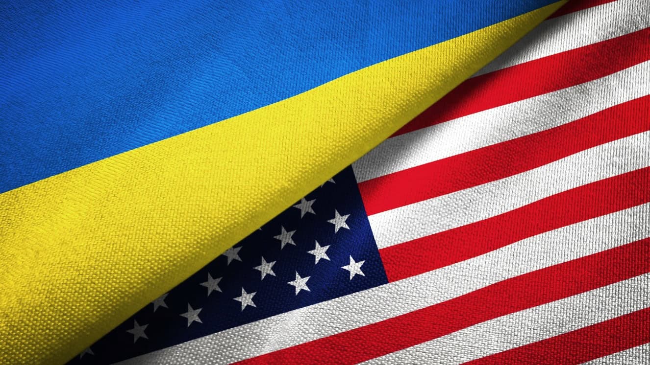 Ukraine and United States flags