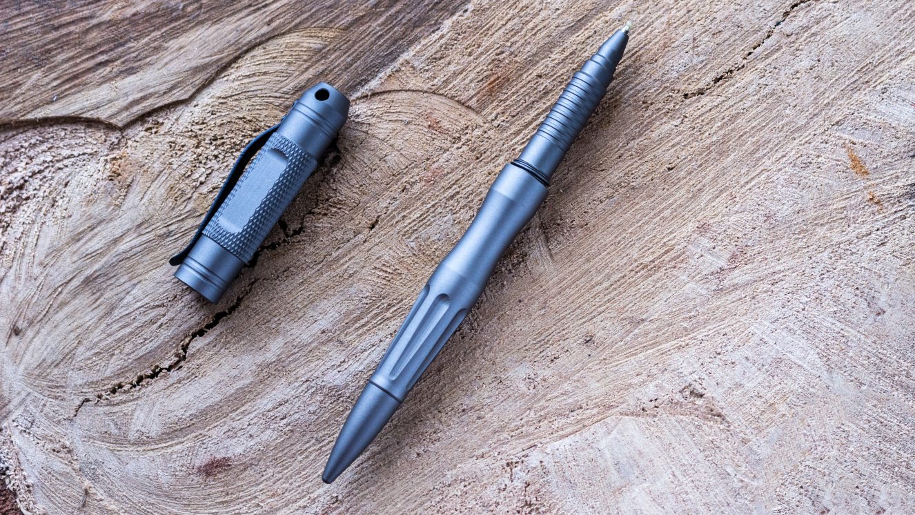 6"Aluminum Tactical Pen Writing Glass Breaker Multifunctio pen Emergency Protect 