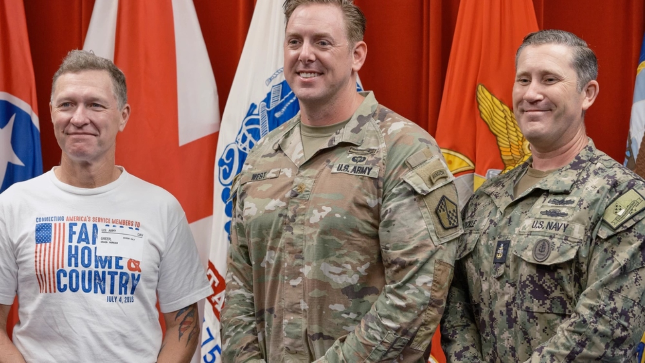 Country music superstar Craig Morgan enlisted into the Army July 27 in Nashville, TN.