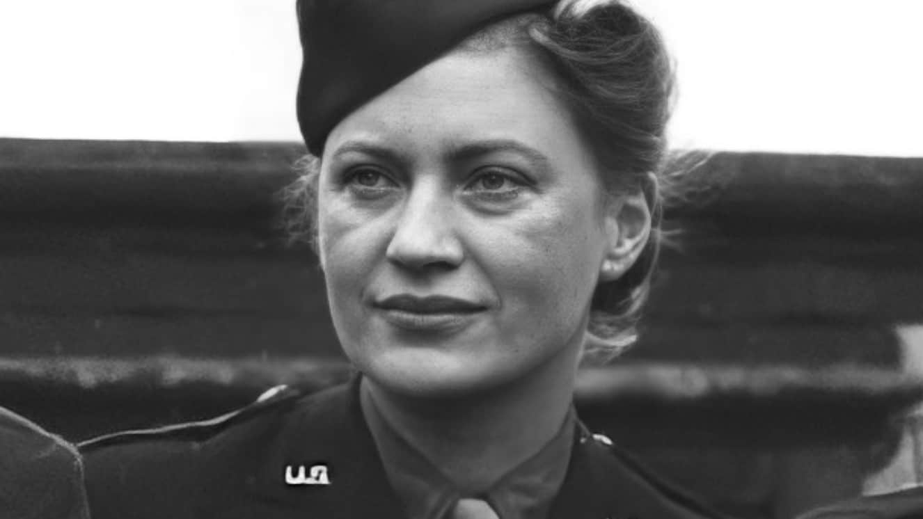 Lee Miller in her uniform.