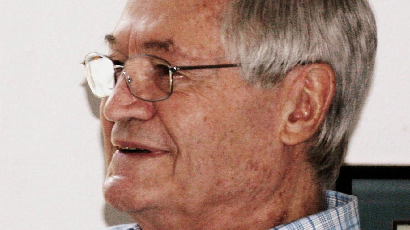 Roger Corman was a Veteran and famous filmmaker.