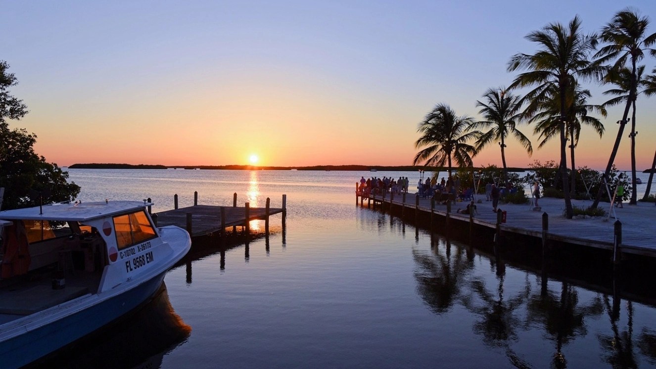 Florida beach and a boating dock drawing in the Florida snowbird.