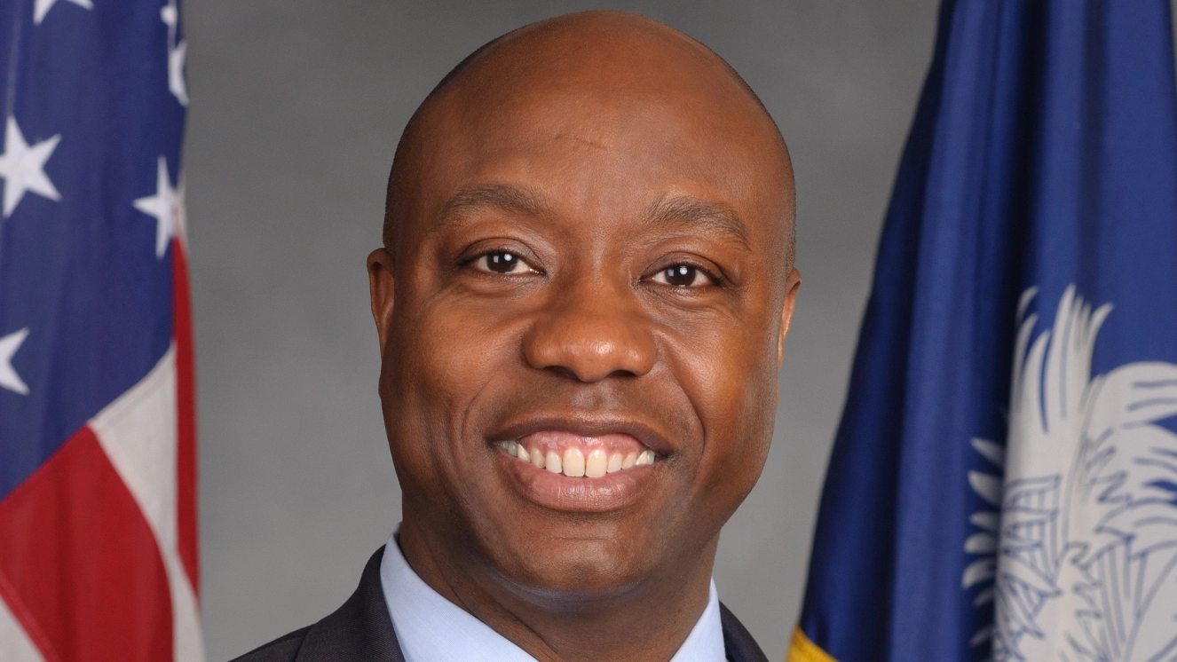 Was Tim Scott in the military?