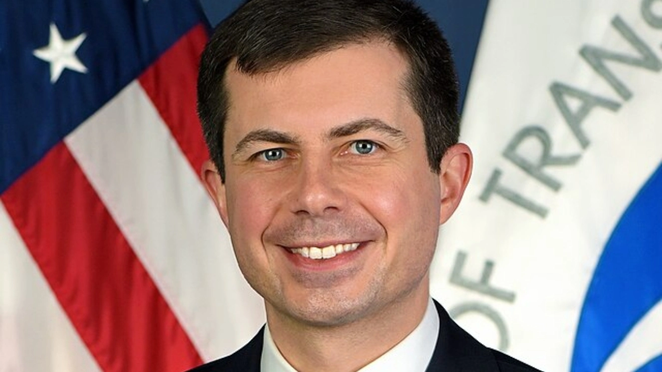 Pete Buttigieg military service.